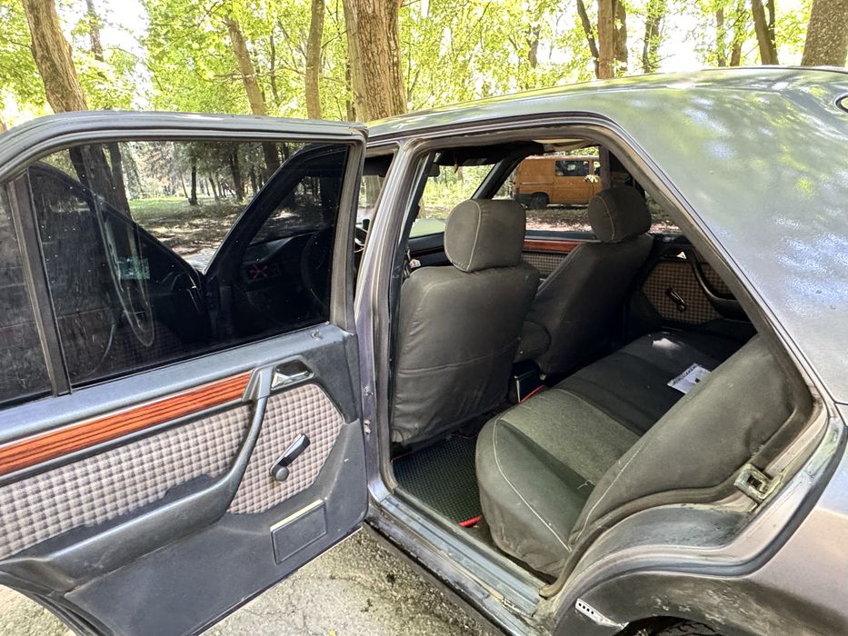 Mercedes w124 2.5 дизель