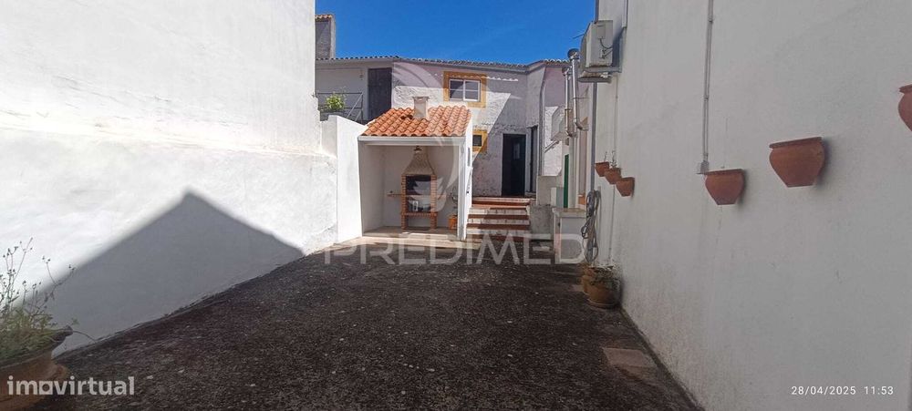 Moradia T4 à Venda em Arez, Nisa – Espaço, Conforto e Tranquilidade!