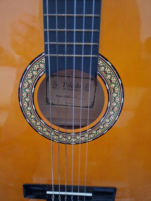 Guitarra Acústica 3/4 para iniciantes