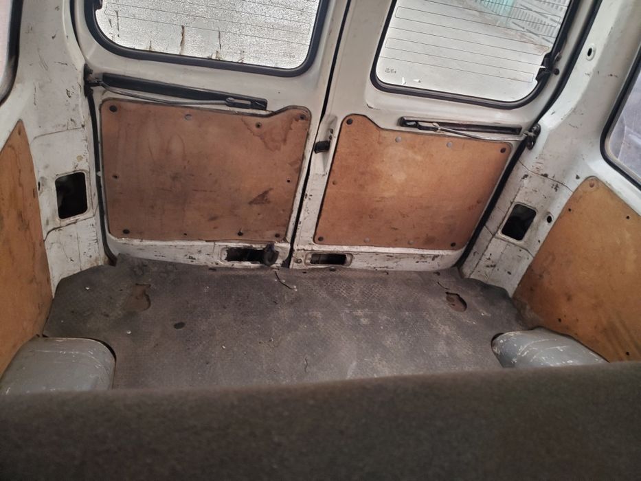 Продам або обміняю Ніссан Ванета