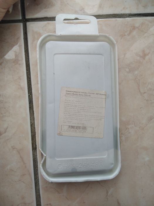 чехол на телефон