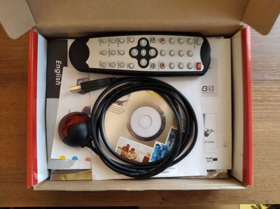 Супутниковий тюнер - карта в комп'ютер Twinhan DTV 1025