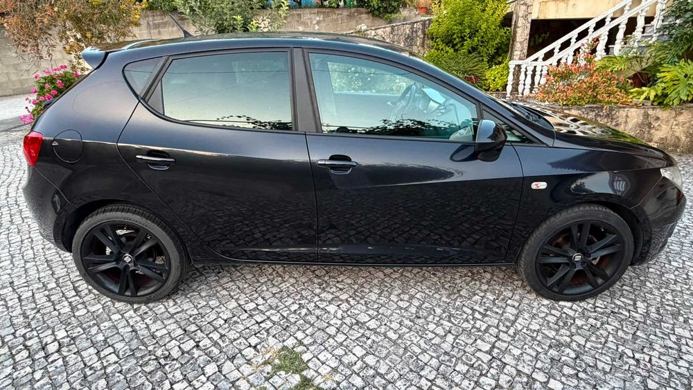 SEAT Ibiza 6J 1.6 TDI 90 CV de 2010
