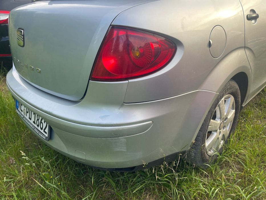Lampy tył tylnie lewa prawa Seat Toledo 3
