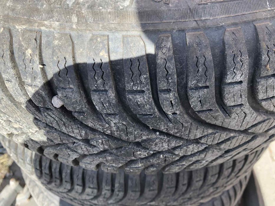 Opony zimowe  185/60 r 15