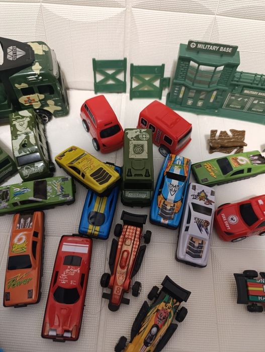 Лот іграшок для хлопчик