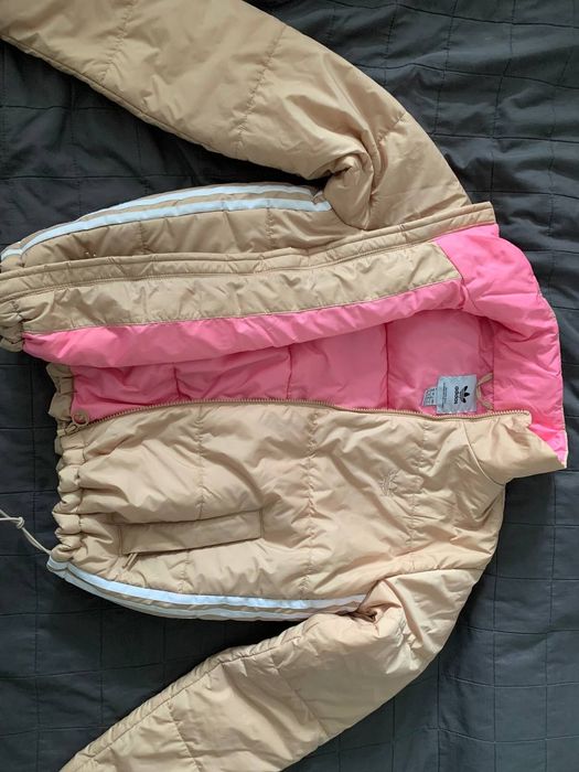 Демісезонна куртка Adidas (Short Puffer Jacket НM2614 Бежевий Loose Fit)