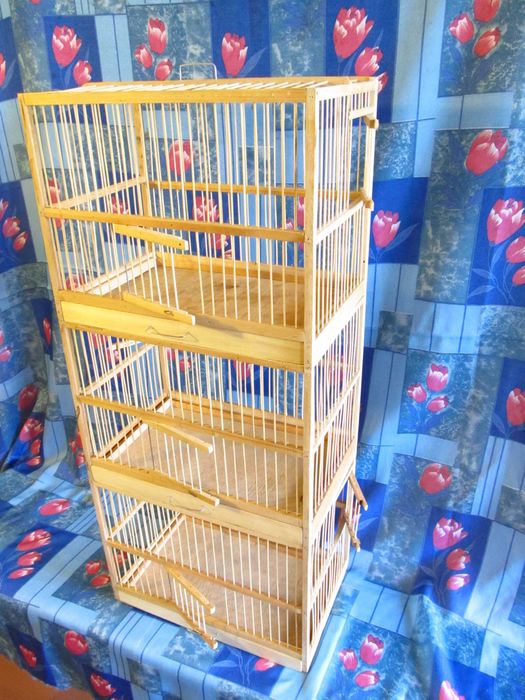 Клетка для содержания и разведения птиц