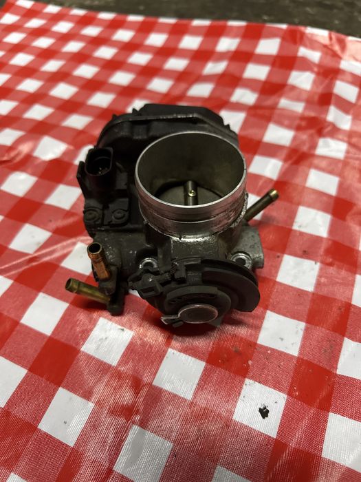 Przepustnica seat audi volkswagen skoda 1.6 sr