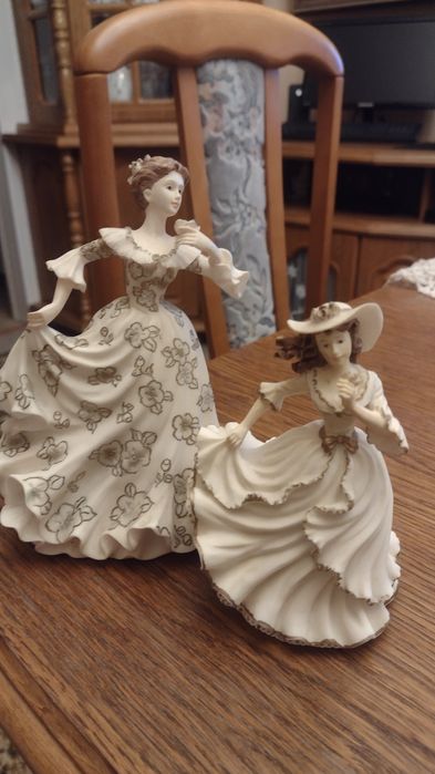 Figurki Leonardo Collection Emily oraz AMy