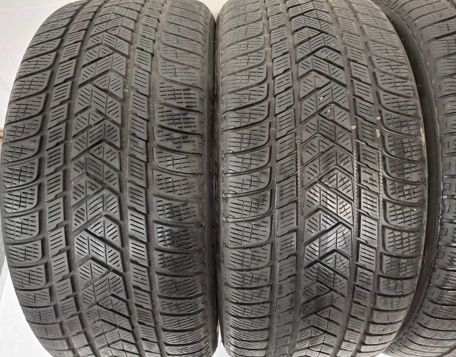 Komplet opon zima Pirelli Scorpion Winter 275/40 R22 108V nr mag 1/530