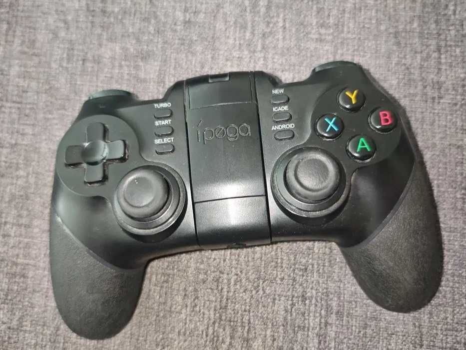 Comando iPega PG-9076 Bluetooth em ótimo estado. Compatível com Android, PC e Smart TV