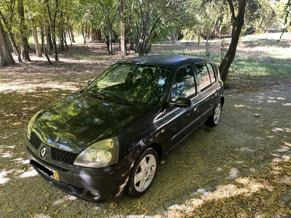 Renault clio 1.5 dci ,A/C  carregado