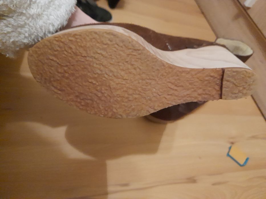 Buty damskie botki