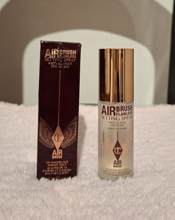 2 szt utrwalacz do makijażu Charlotte Tilbury