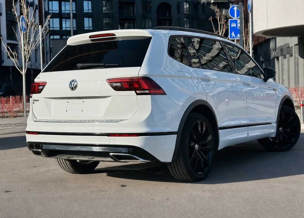 Volkswagen Tiguan R-Line 2.0TSI 2020