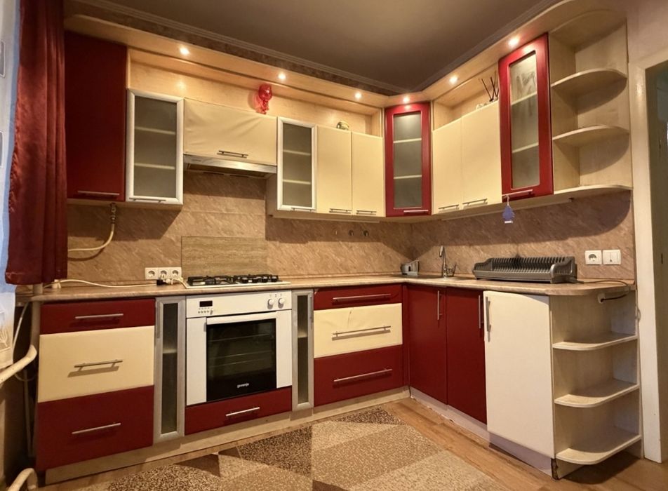 Продажа 2х.кімнатну провулок Бабкіна