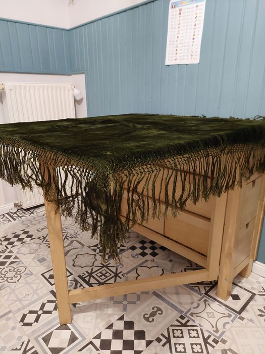 Obrus welurowy vintage zielony