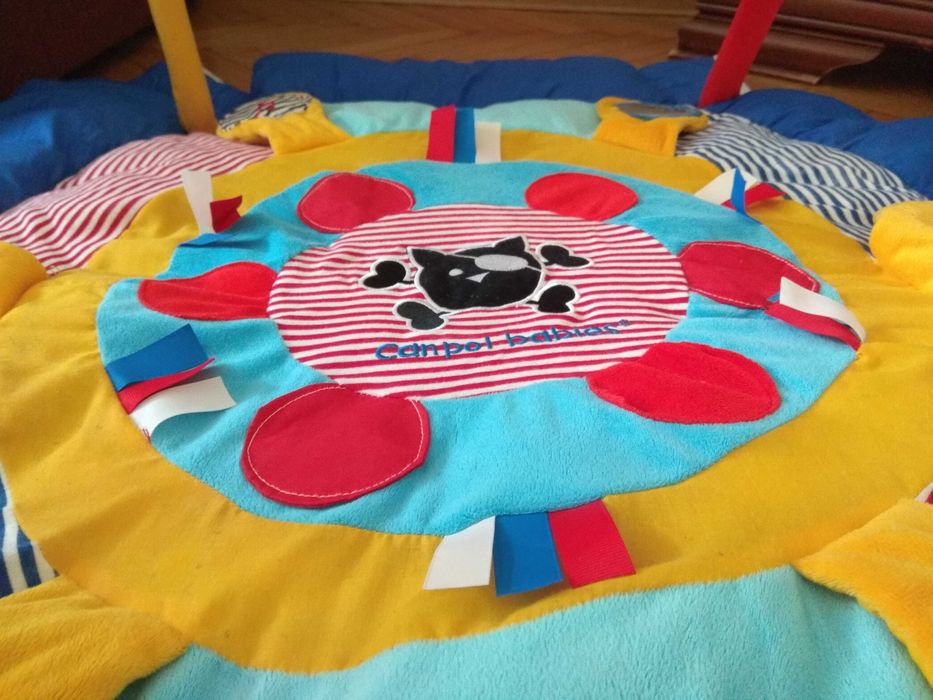 Mata do zabawy z funkcją kojca canpol babies piraci