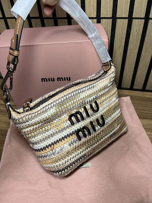 Стильна сумка miu miu
