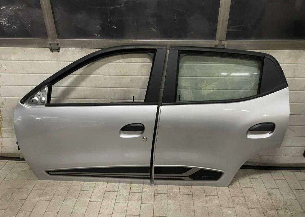 Двері Dacia Spring Дача Спринг Спрінг Розборка Четверть Дверь Запчасти