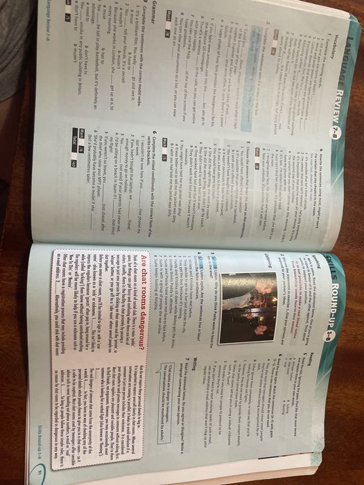 Solutions Upper-Intermediate Student’s book англійська мова