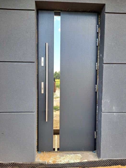 Drzwi zewnętrzne gr. 7,5 cm dębowe ocieplane. Producent