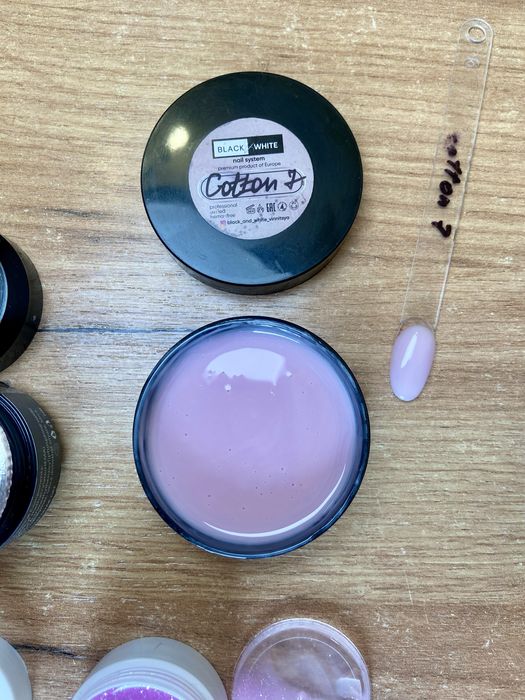 Матеріали для манікюру