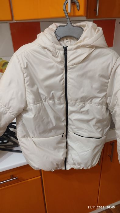 Курточки по 250 грн