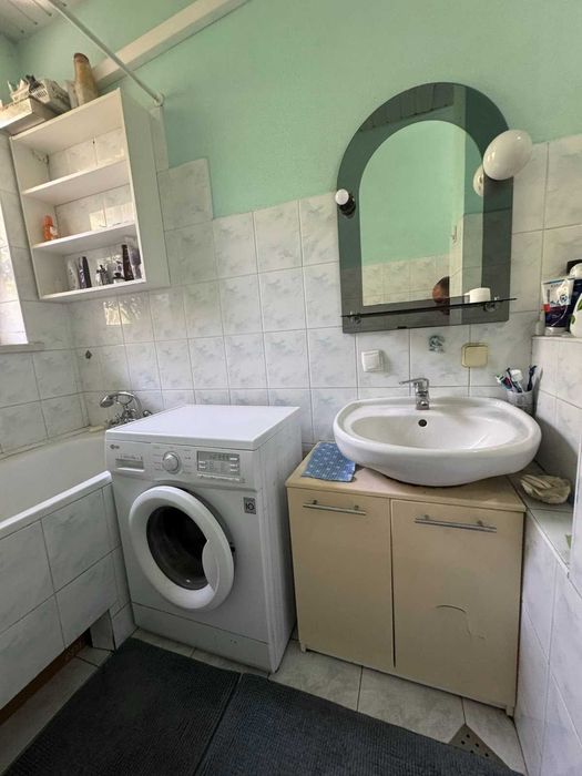 Продам 3 к. квартиру на вул. Жуковського 2Б