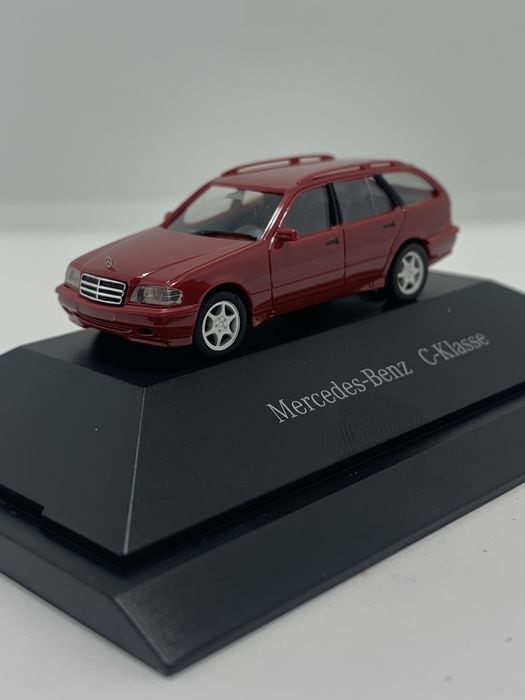 Mercedes C da Herpa escala 1/87