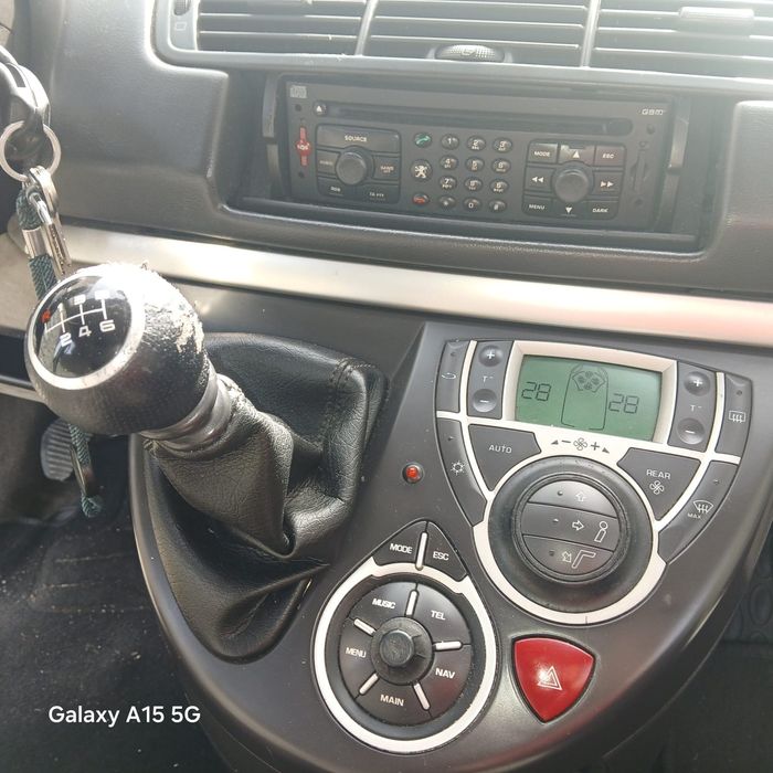 Peugeot  807 em bom estado