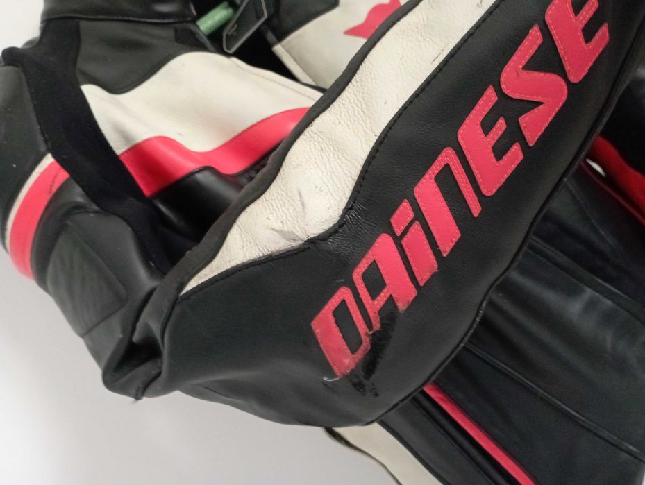 Casaco dainese de pele tamanho 48