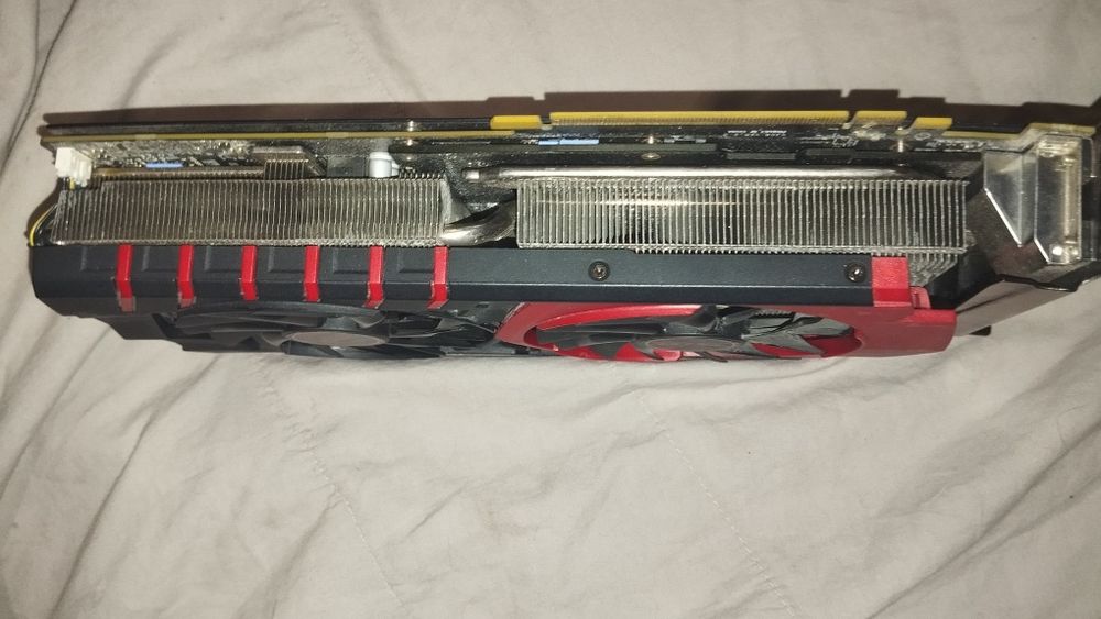 Продам RTX 1080 в хорошем состоянии