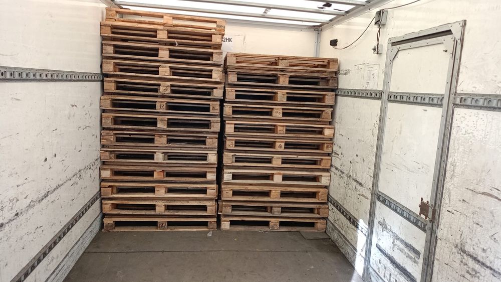 Продаж та Bикуп дерев'яних піддонів в м. Березань