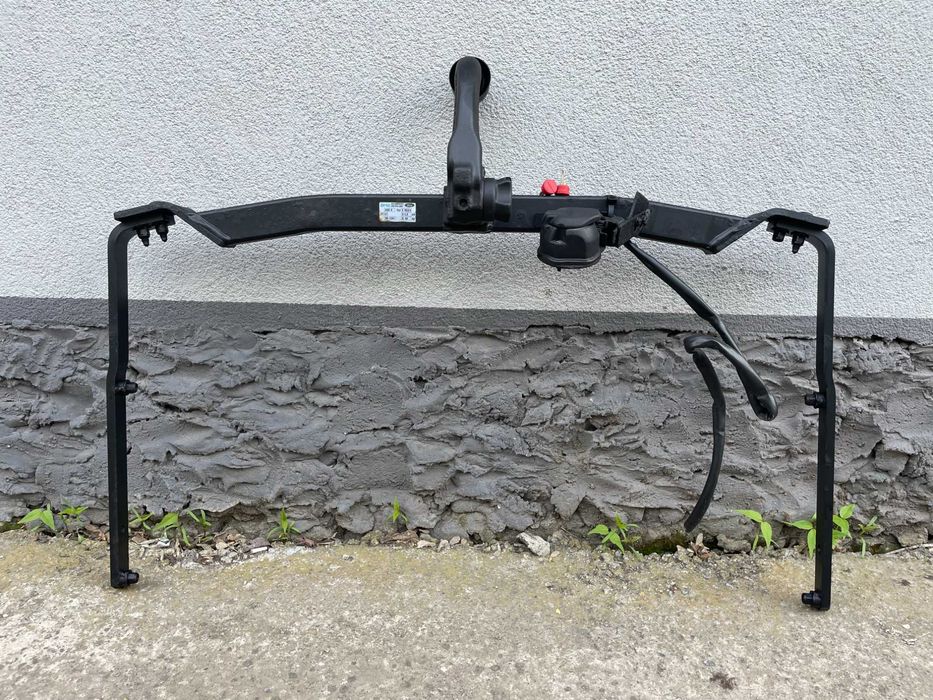 Фаркоп+розетка для Ford Fusion 2002-2012Форд Фьюжн Оригінал Гакз'ємний