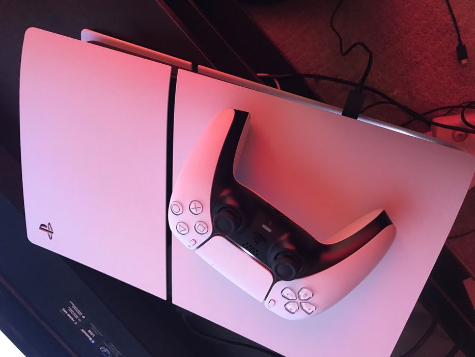 Ps5 slim 1 mês de uso