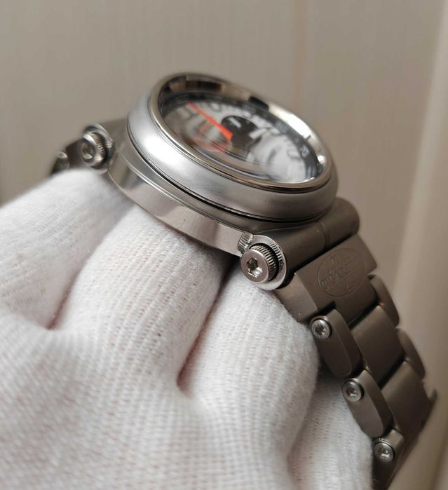 Чоловічий годинник Formex 4Speed Chronograph Titanium-Steel Sapphire