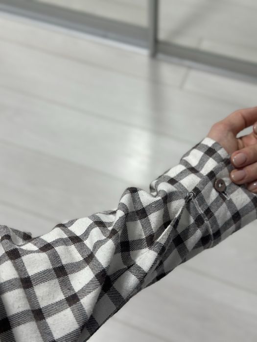 Продам жіночу рубашку