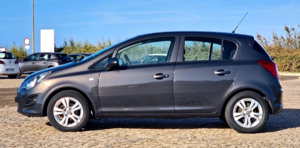 Carro Opel GPL de origem