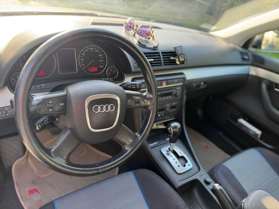 Audi  A 4  MPI 2.0 LPG kombi  automat