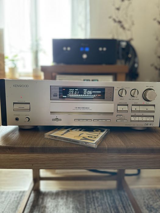 Odtwarzacz CD Kenwood DR-W1