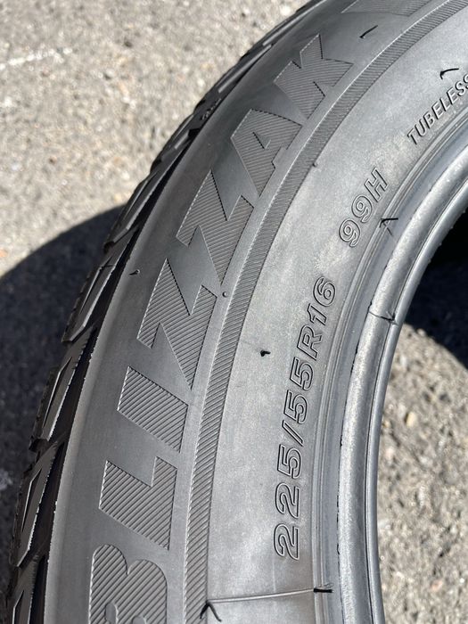 225/55 R16 Bridgestone Blizzak LM-32 / 2шт./ близько до нових / зима