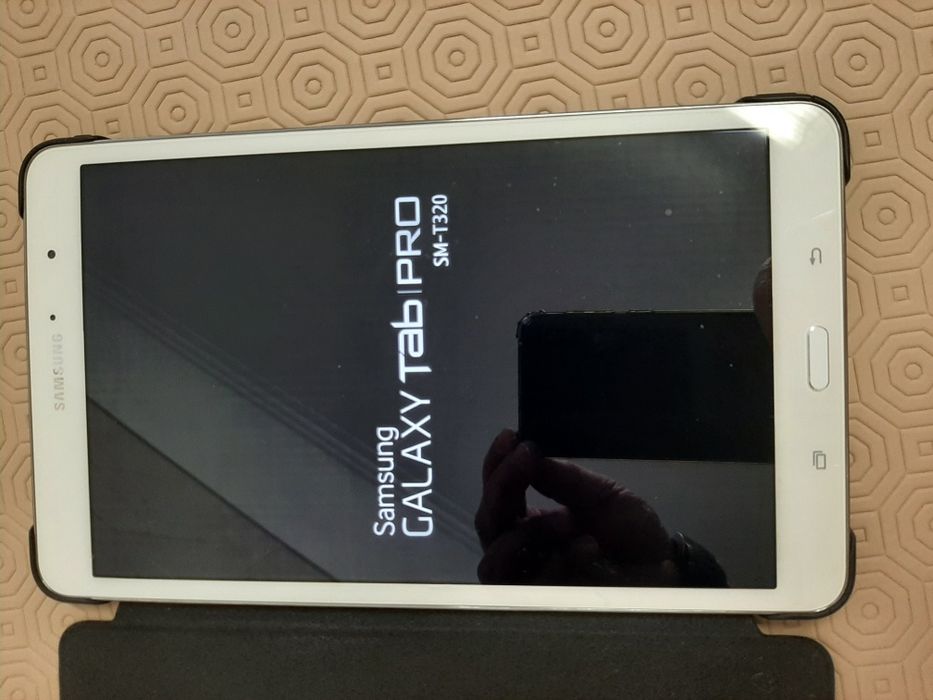 Samsung Tab Pro - SM-T320 - 100% Functional - Nearly New - Never Used64286678503938120