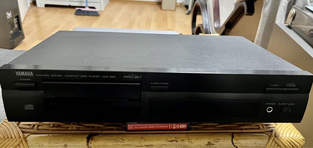 CD Yamaha CDX-890