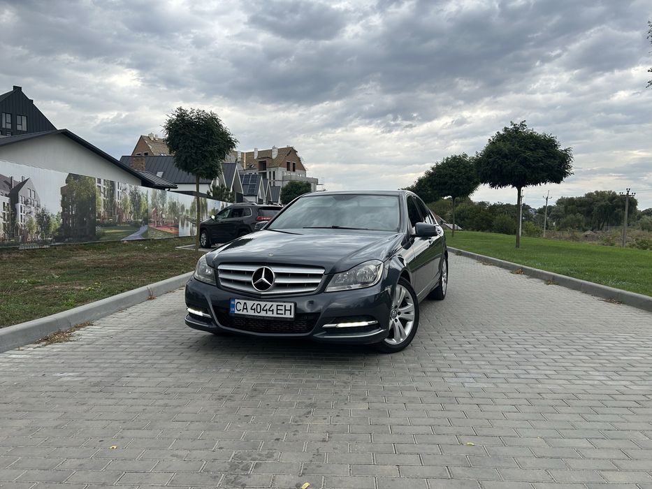 Mercedes-Benz w204 2013