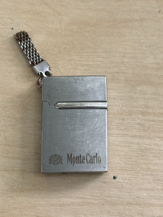 Зажигалка Monte Carlo