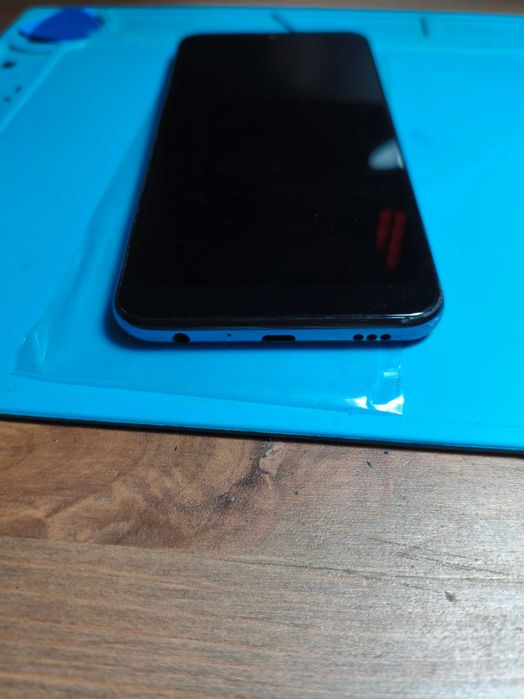 Smartphone android LG Q60