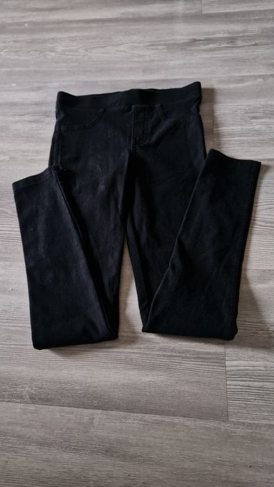 Treginsy leginsy z kieszonkami dla dziewczynki 134