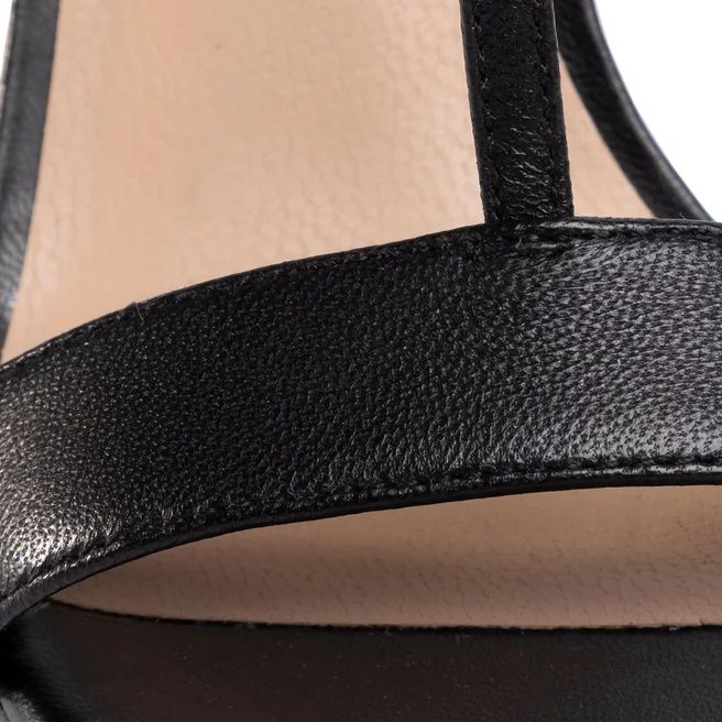 Sandały skórzane Guess